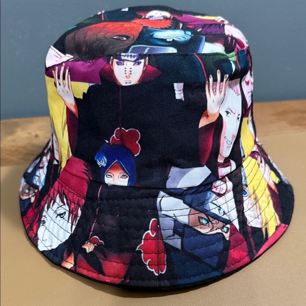 Anime design bucket hat reversible Naruto solid black on reverse side